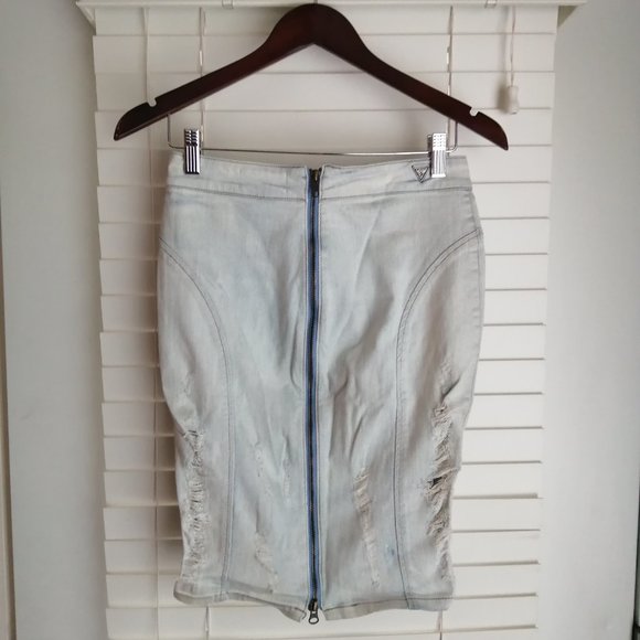 Distressed Denim GUESS Skirt w/ Zipper - Picture 2 of 4
